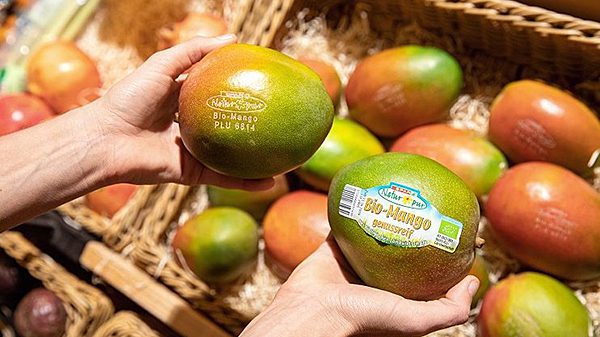 SPAR mango label