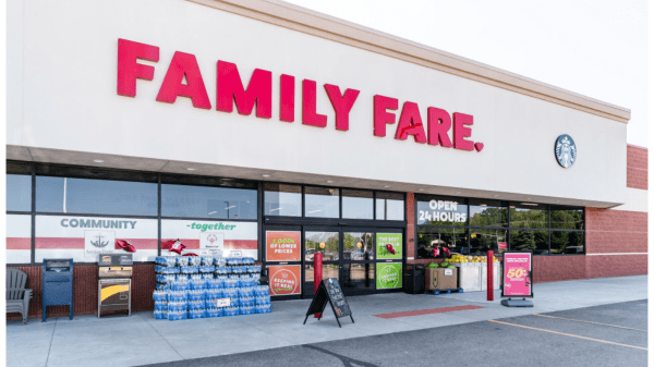 family fare store front