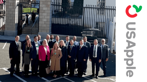 USApple board at White House to discuss trade, Ag labor