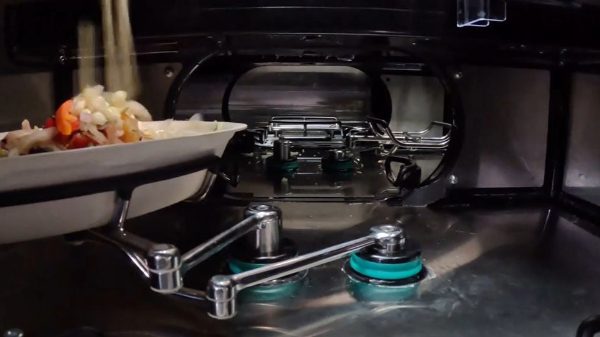 chipotle robot bowl maker