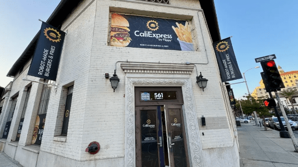 caliexpress robot restaurant
