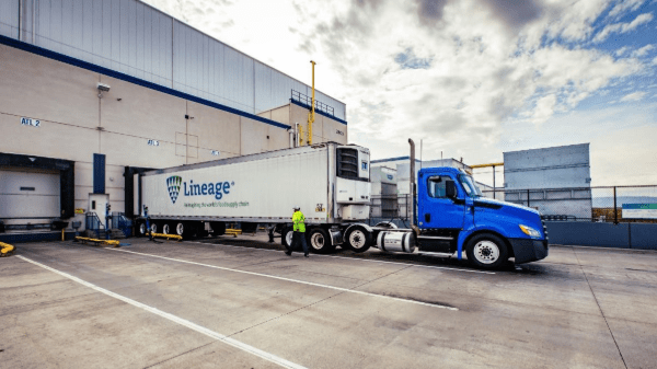 lineage logistics truck